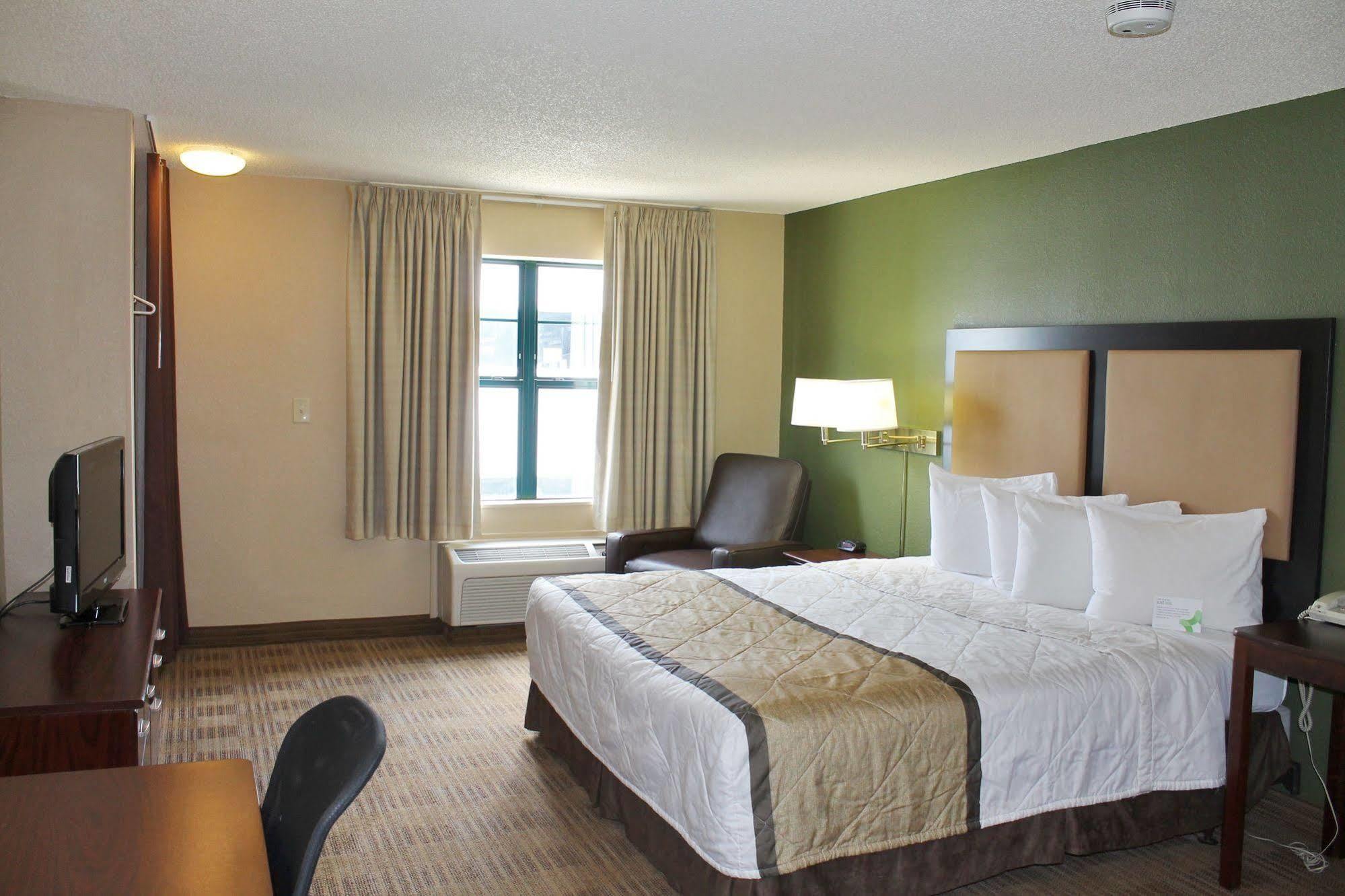 Extended Stay America Suites - Houston - Med Ctr - Greenway Plaza Exterior photo